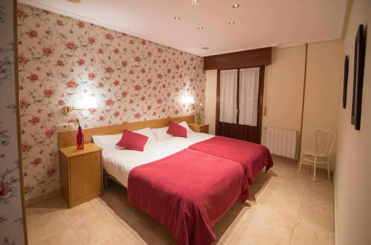 Apartamentos Mugarri Povena Esterno foto